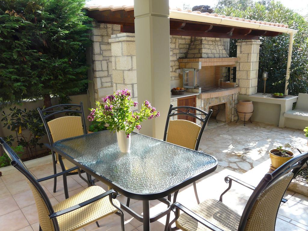 Villa Aliki Barbati Exteriör bild