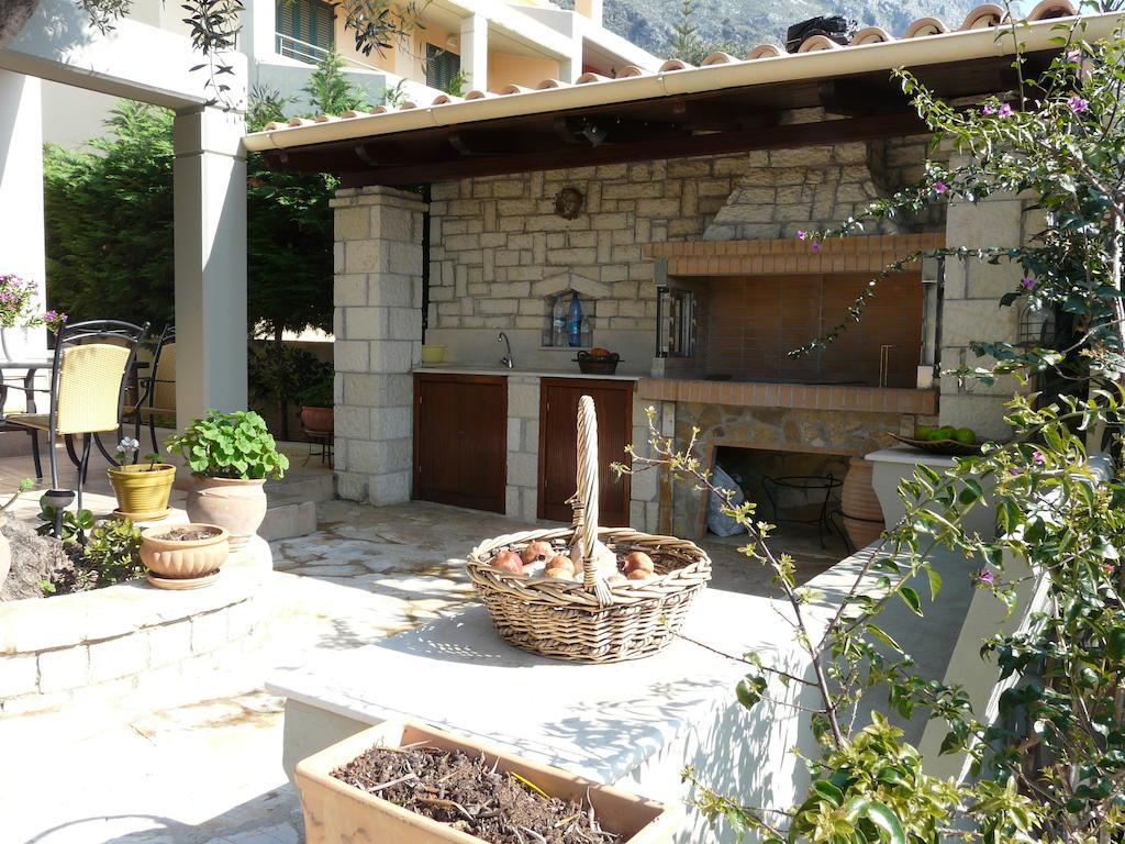 Villa Aliki Barbati Exteriör bild